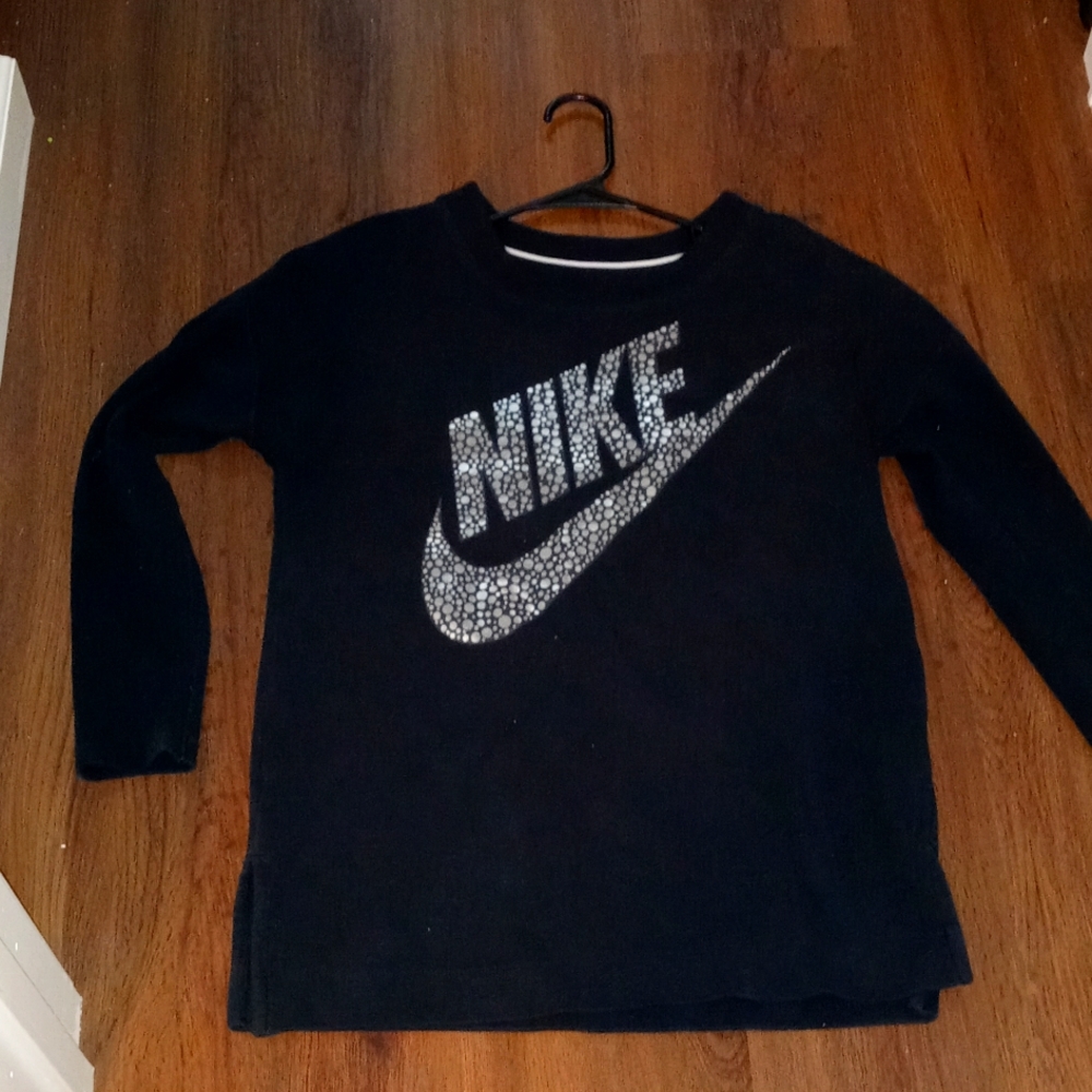 Nike sweatshirt